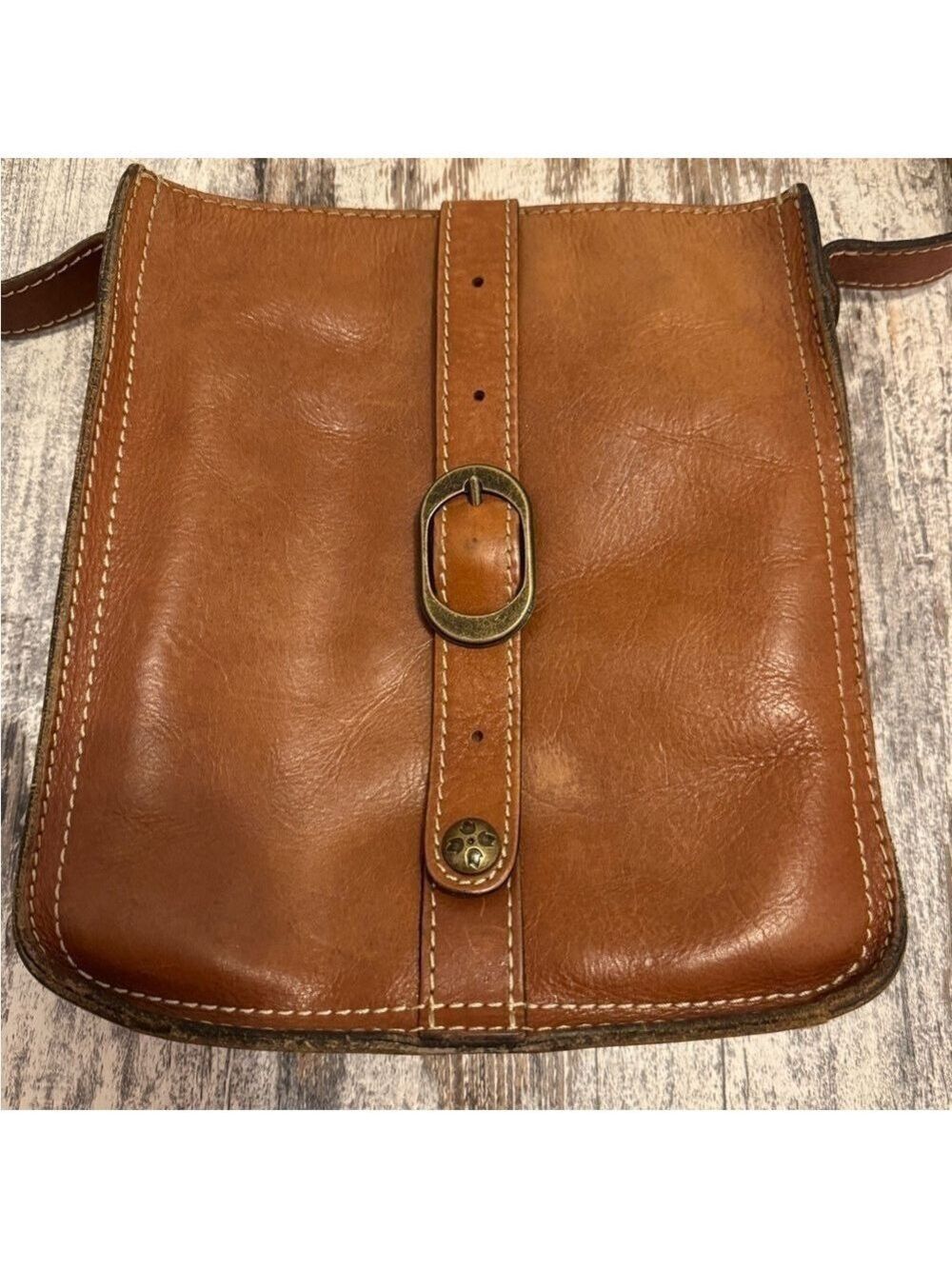 Patricia Nash Soft Leather Crossbody Bag for Casual Look - Picture 10 of 10